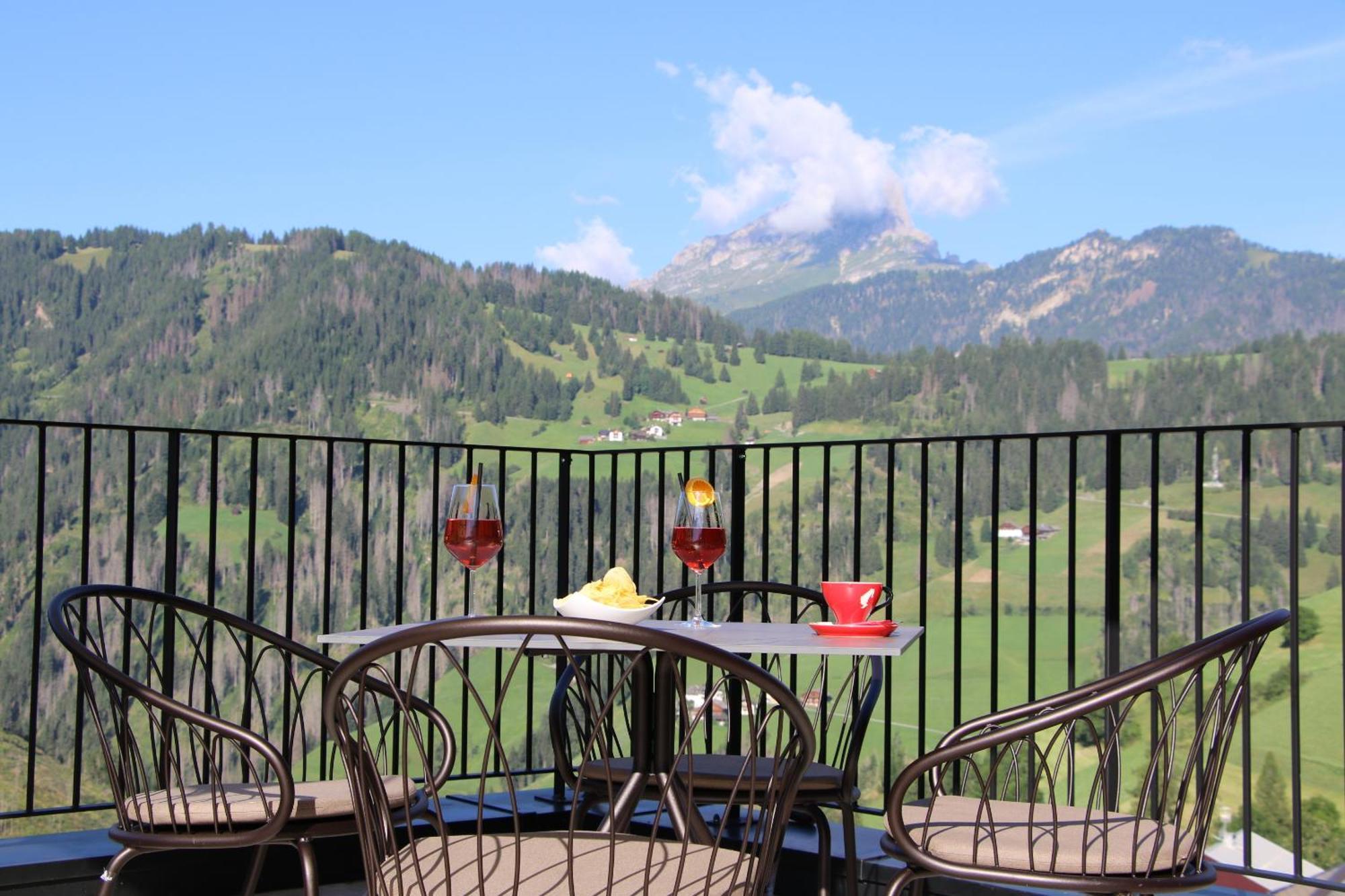Hotel Alpenrose Dolomites La Valle Exterior foto